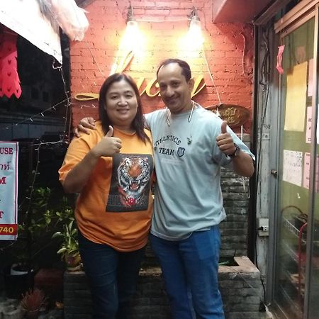 Lucky House Pansiyon Chiang Mai Dış mekan fotoğraf