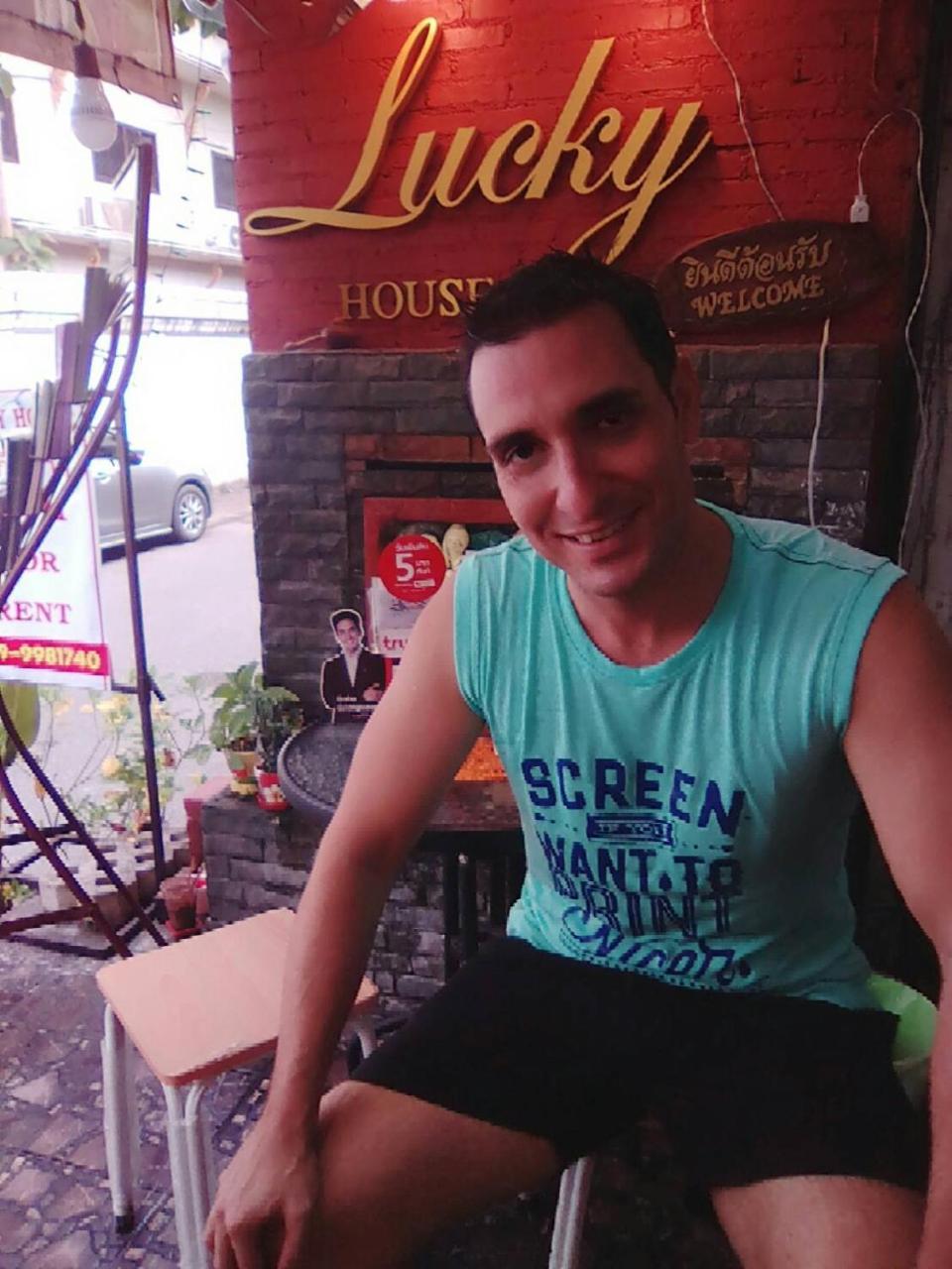 Lucky House Pansiyon Chiang Mai Dış mekan fotoğraf